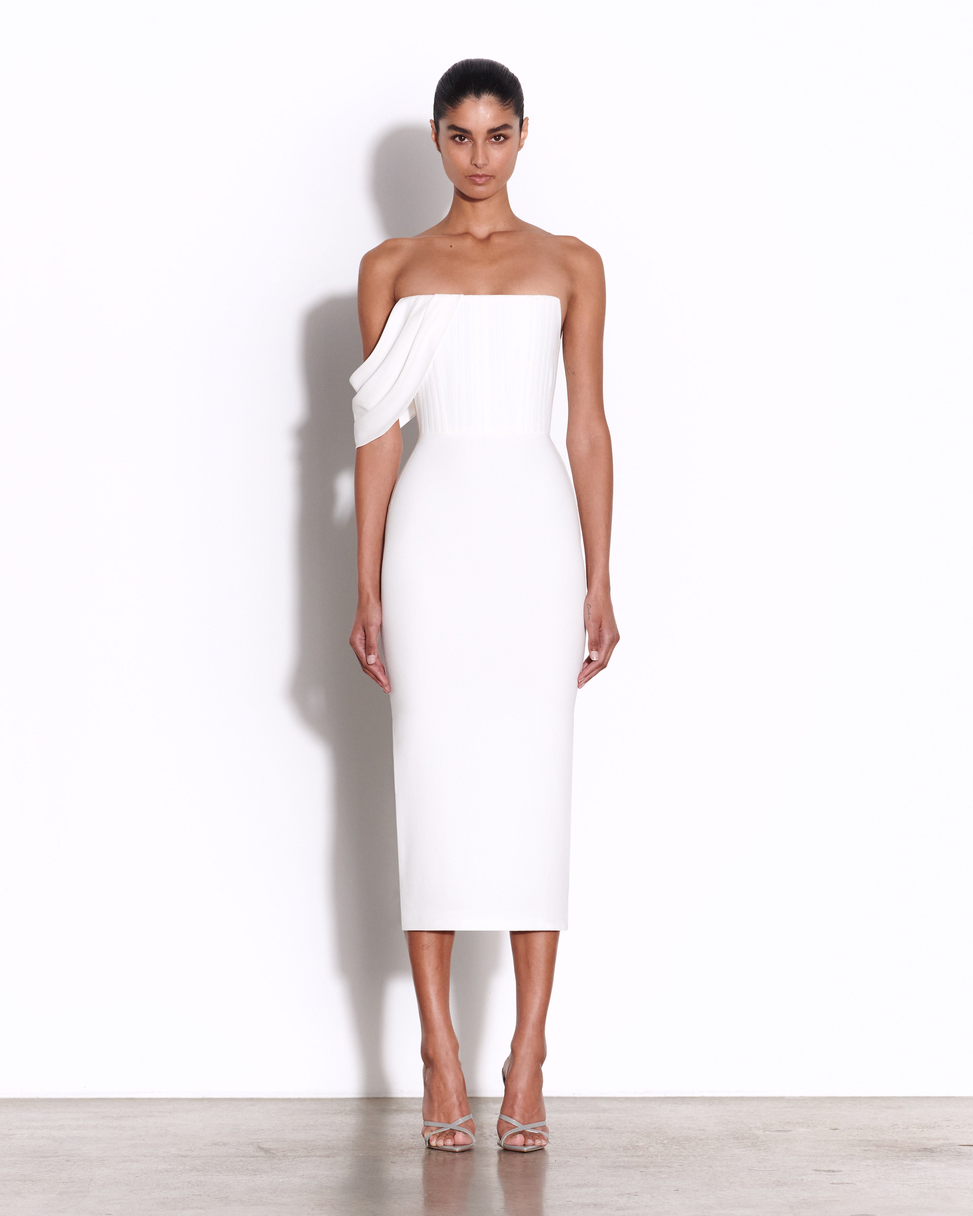 Dresses Alex Perry